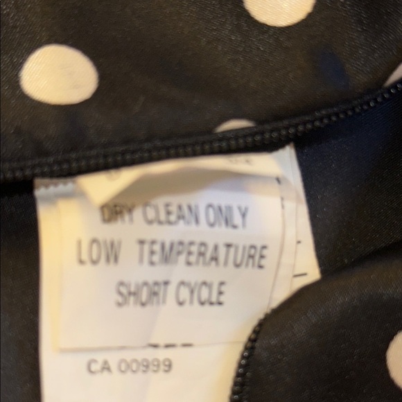 Mori Lee Black and White Sheath Dress Sweetheart Neckline - Picture 8 of 10